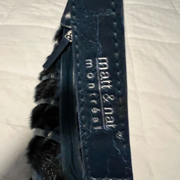 Matt & Nat fluffy blue purse, shoulder bag. - Picture 3 of 11